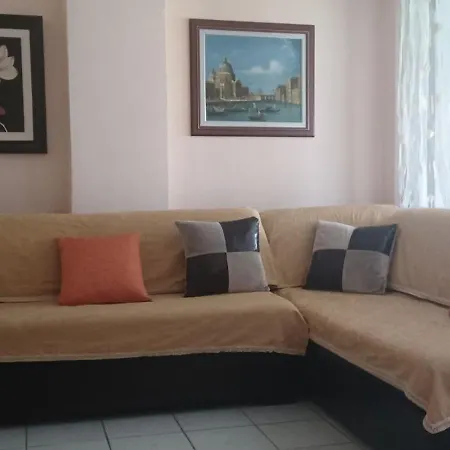 Apartament *
